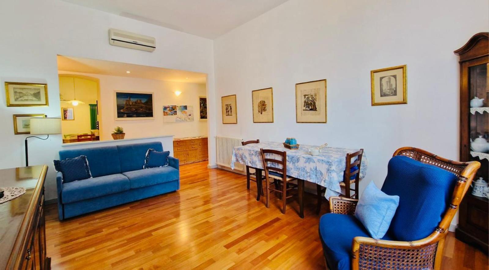La Casa Di Geo Stazione Centrale La Spezia 5 Terre Extérieur photo
